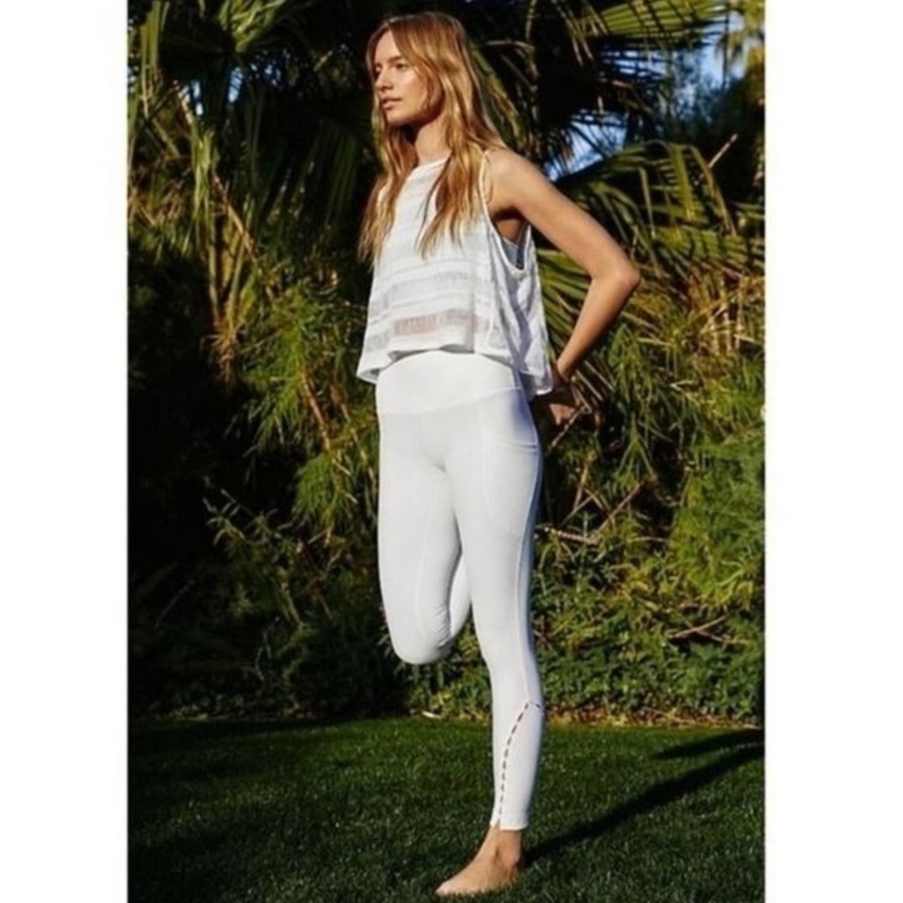 Free People Stay Cool Yoga Pull-On Leggings Size Small Women